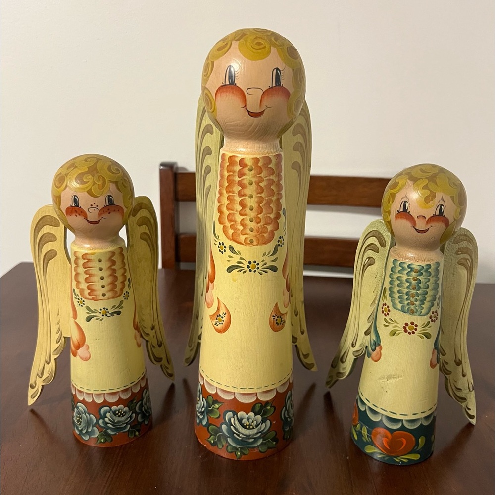 Set Of 3 Handpainted Wooden Angels Dolls Primitive Beautiful Set! Signed